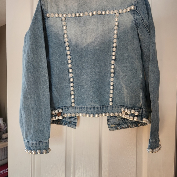 NWT Boston Proper Pearl Embellished Denim Jacket - Picture 5 of 8
